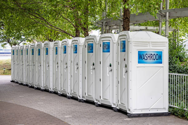 Best High-end porta potty rental  in Beloit, OH